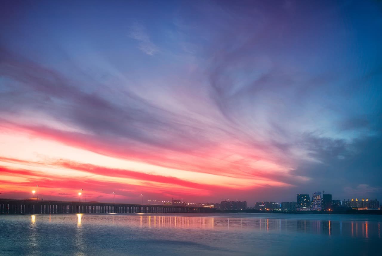 OCT Loft attraction on Greater Bay Food & Skyline